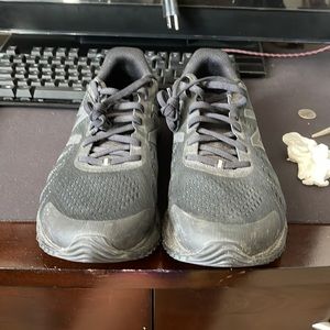 New Balance MIDRUS V3 Sz 11 Worn Once